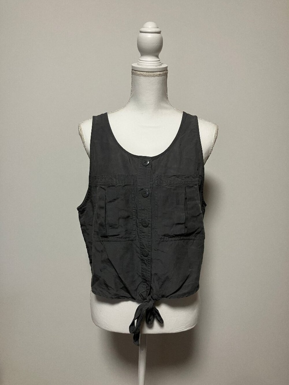 Altar'd State Charcoal Gray Linen Blend Tie Front Button Utility Crop Top Large